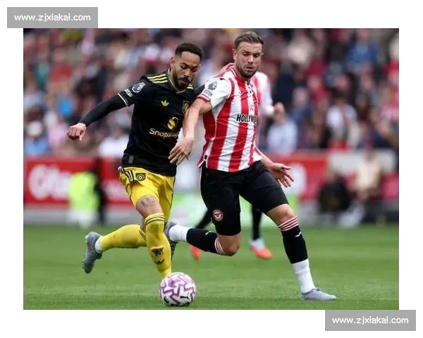 前曼联铁卫力荐双星:姆贝莫锋线利刃 + 库尼亚中场新核 前曼联铁卫力荐双星:姆贝莫锋线利刃 + 库尼亚中场新核