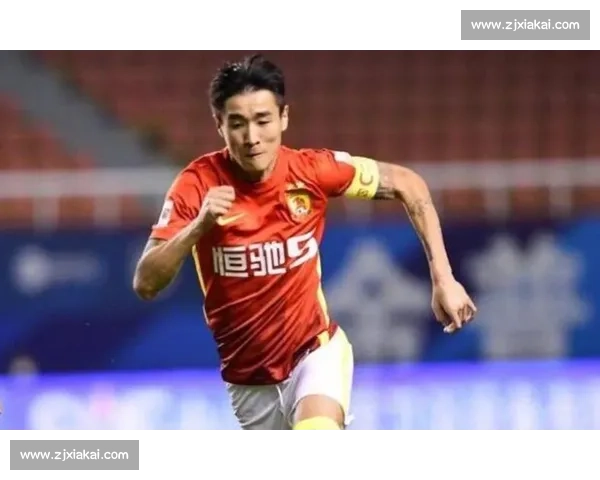 广州队老队长怒批韦世豪：贪得无厌毁球队，球迷区对骂引争议